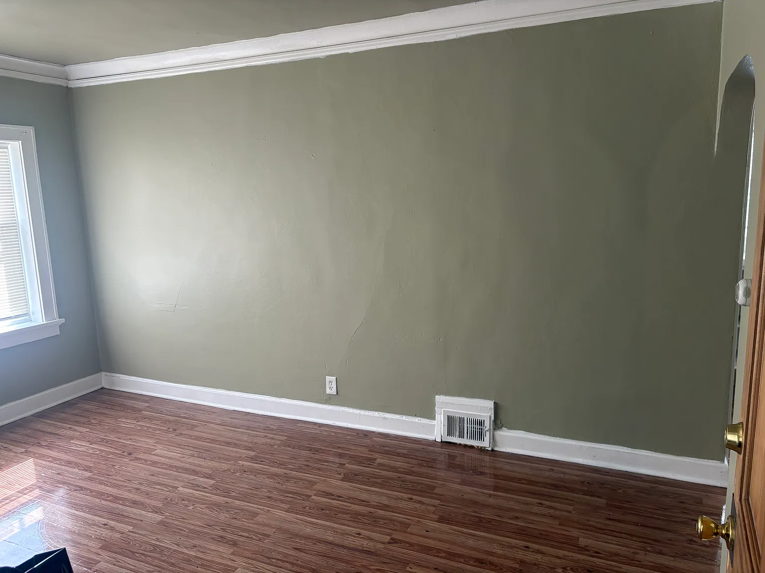 2 bed, 800 sqft, $1,025 — Photo 3