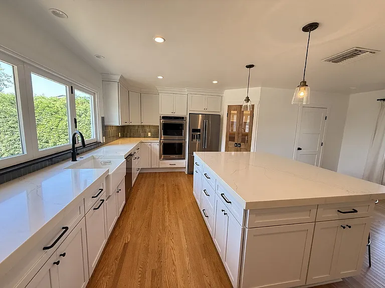 1401 Forest Ave — Photo 10