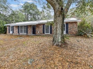 5964 Montfort Rd S, Mobile, AL 36608