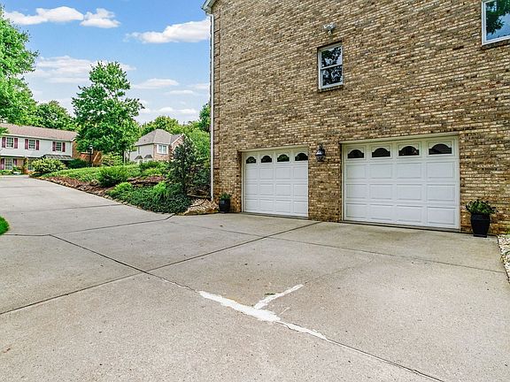 5th image of 622 Golden Ridge Ct