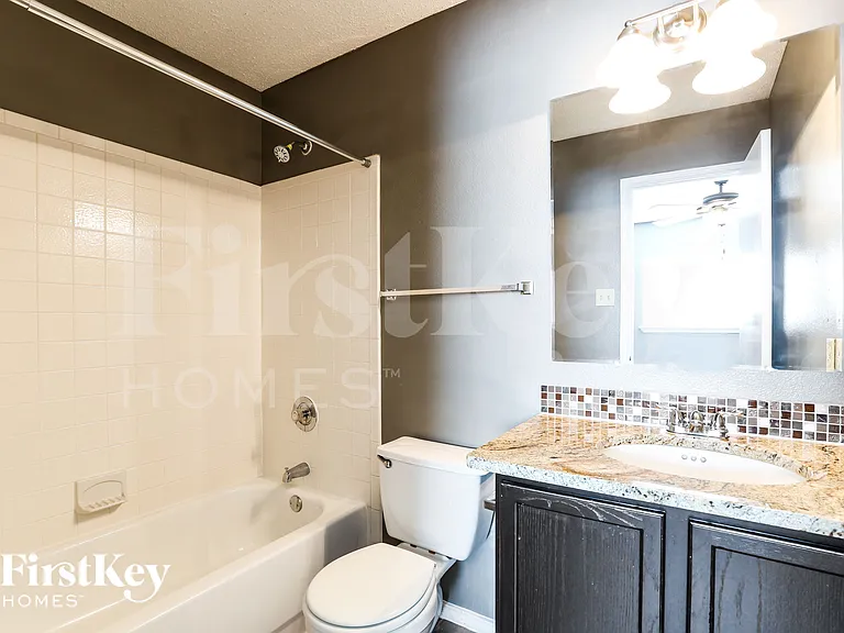 6907 Saharastone Dr — Photo 11