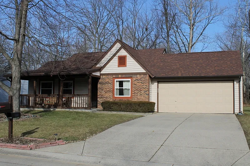 8424 Countryside Ct photo 1