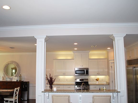 Looking into Kitchen 