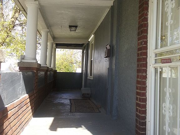 4th image of 1226 Wyley Ave