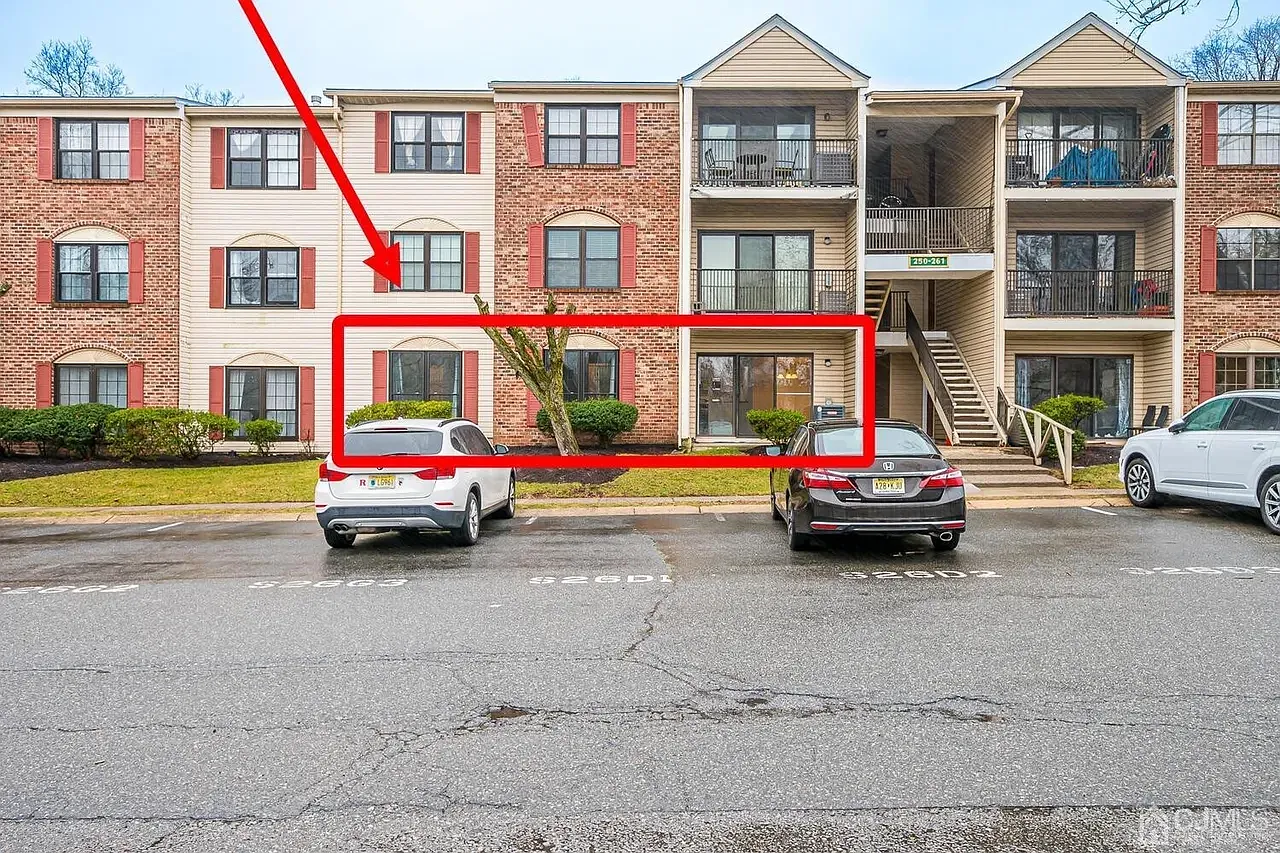 2 bed, 1138 sqft, $2,650 — Photo 1