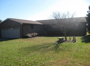 955 Gregg Rd, Friendsville, TN 37737