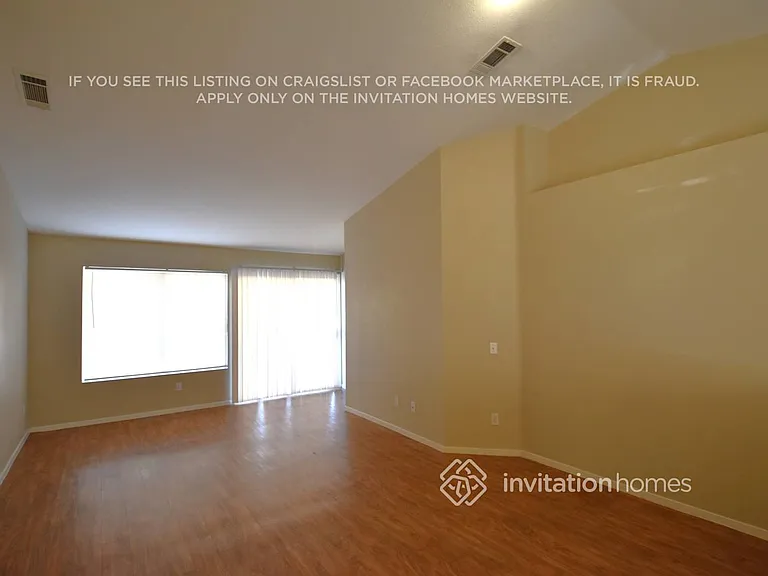 320 Montessa Ave — Photo 2