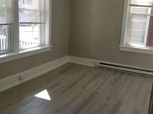 301 Summit Ave APT 1, Hagerstown, MD 21740
