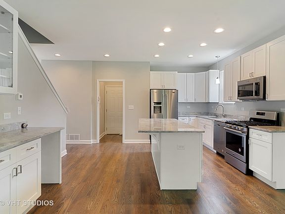 4th image of 23600 N Garden Ln