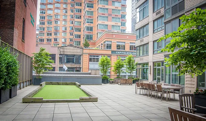 Rented by Greystar | media 14