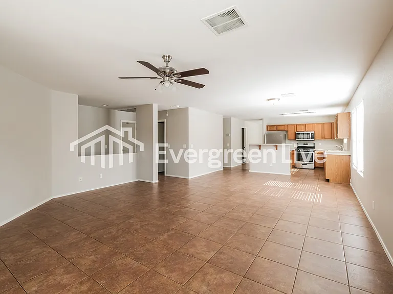 8053 W Caron Dr — Photo 4