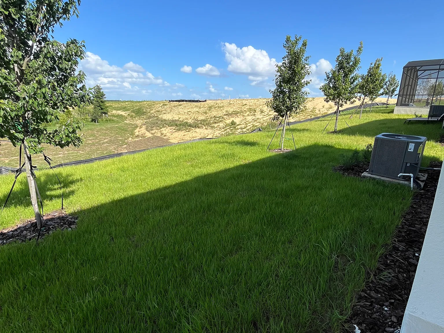 2088 Axel St — Photo 3