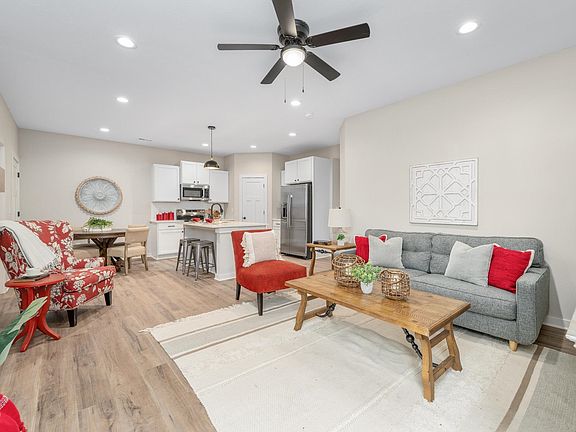 4th image of 2857 S Cedar Crest Ct Suite 100
