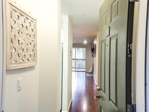 5th image of 23321 Cedar Way APT J103
