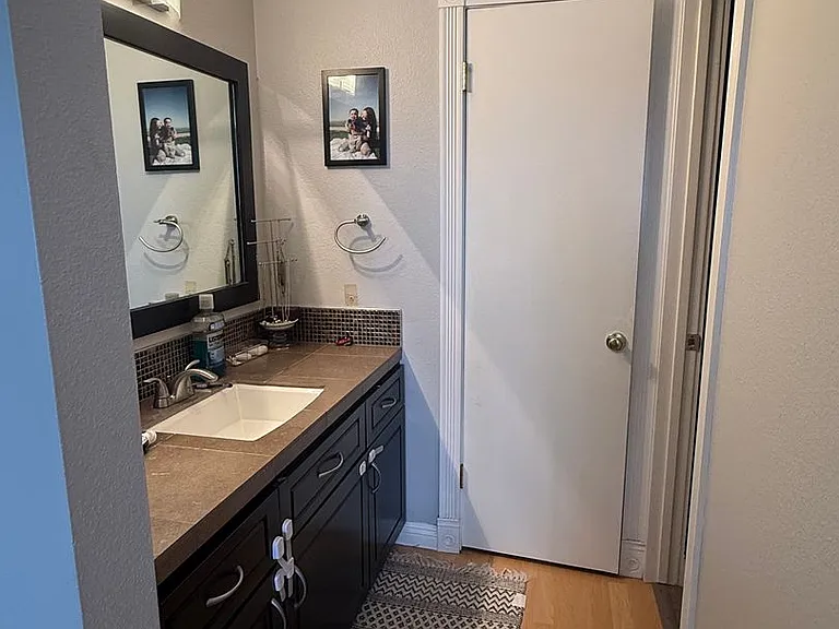 25930 Narbonne Ave #110 — Photo 10