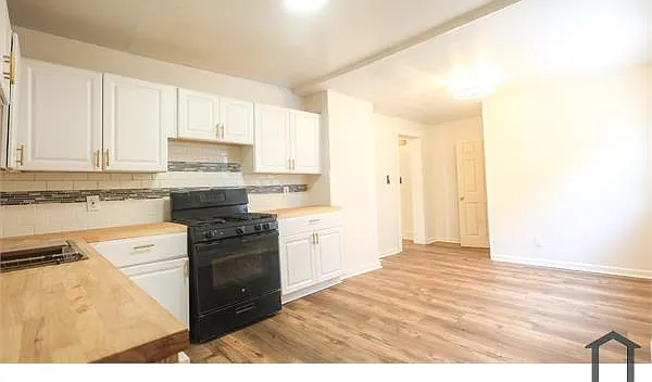 9613 Marah Ave — Photo 8