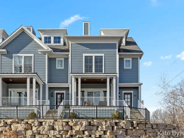 657 Greenslate Dr SE, Ada, MI 49301