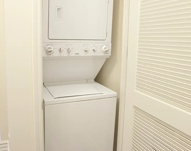 13940 Moorpark St #104 — Photo 5