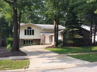 428 Manchester Ct, Griffith, IN 46319