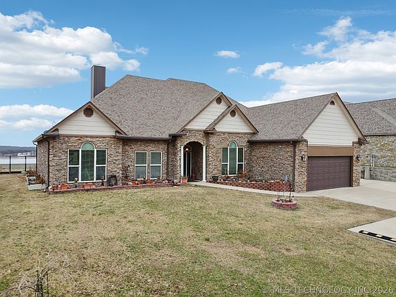 4th image of 420 Eagles Nest Dr