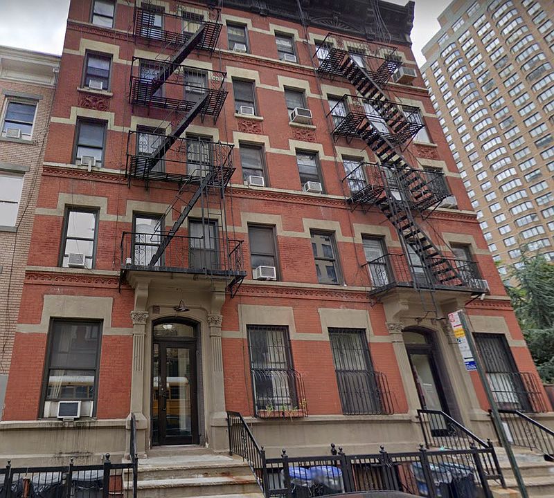 1st image of 204 E 32nd St #F5