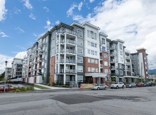2180 Kelly Ave #1611, Pt Coquitlam, BC V3C 0L1