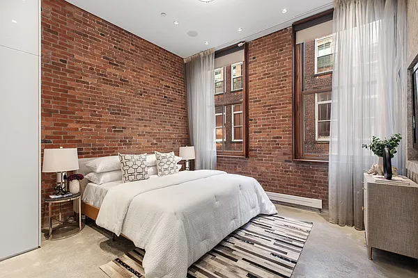 Sold by Corcoran | media 8