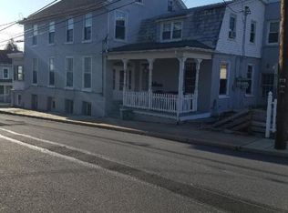 35 Lake St, Ephrata, PA 17522