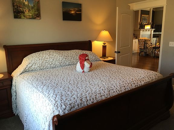 guest bedroom - main level