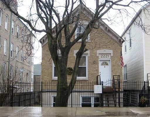 1st image of 2221 N Leavitt St