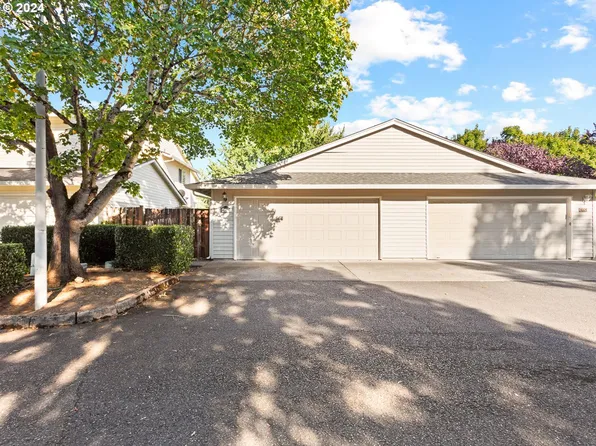 4011 Plomondon St, Vancouver, WA 98661