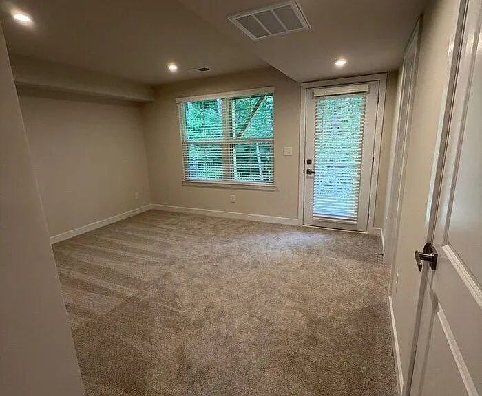 4136 Auburn Oak Ln — Photo 5