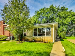 9412 Kostner Ave, Skokie, IL 60076