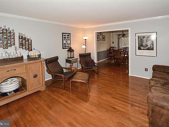 4th image of 4717 Logwood Ln