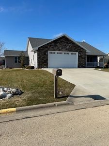 2105 Oak Grove Ave, Sterling, IL, 61081