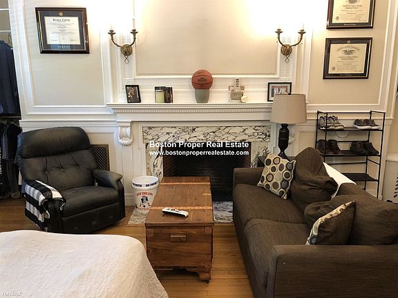 403 Commonwealth Ave. #1F Boston - Back Bay Unit Photo 2