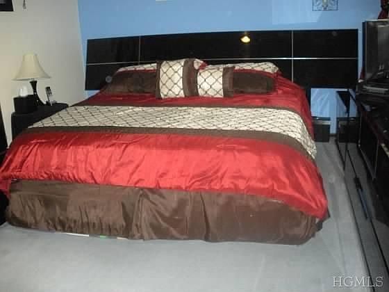 2nd image of 642 Logan Ave