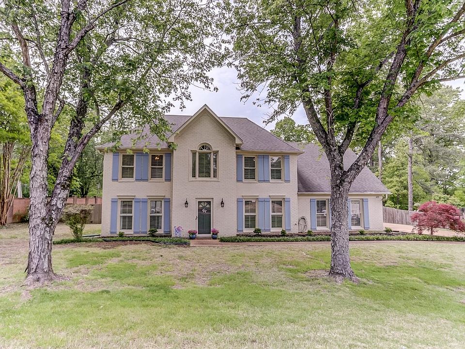 1st image of 2893 Fairway Glen Dr