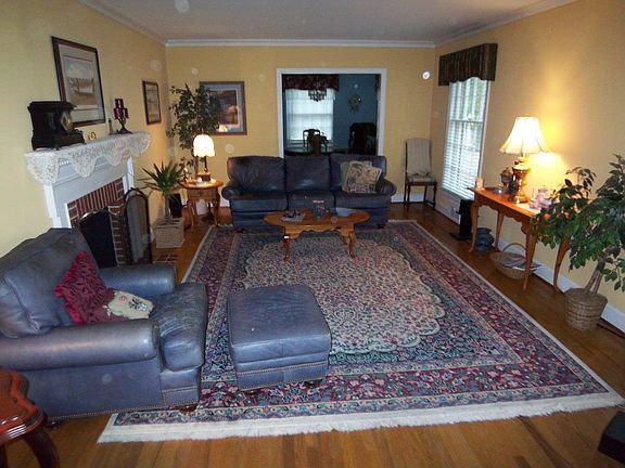 Living Room w/ Great Architectural Details
