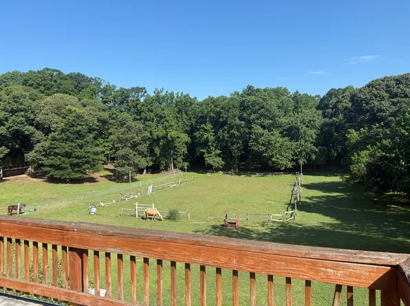 4746 Mountain Rd, Pasadena, MD 21122