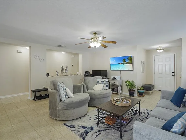 3507 Harlequin Dr — Photo 4