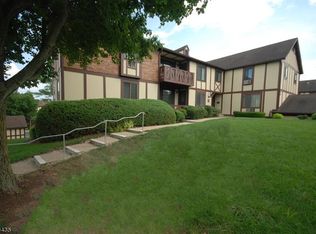 17A Canterbury Rd, Chatham Twp, NJ 07928