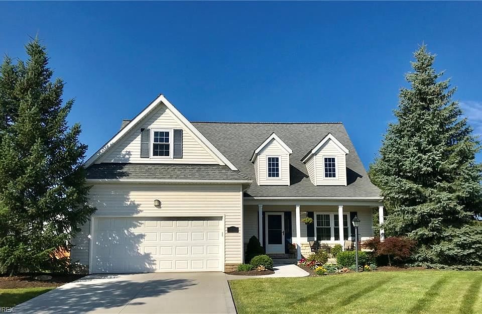 1st image of 618 Eaton Dr