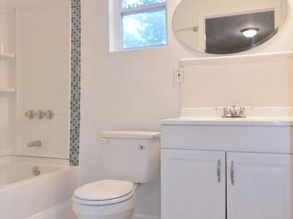 16 Monteith Cir, Greenville, SC 29605