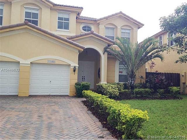 1st image of 11149 NW 80th Ln