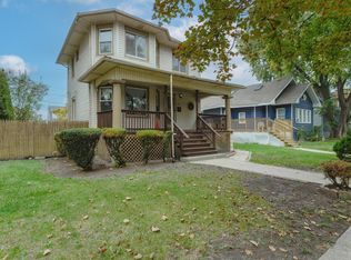 820 S 17th Ave, Maywood, IL