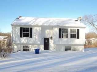 86 Dow Rd, Plainfield, CT 06374