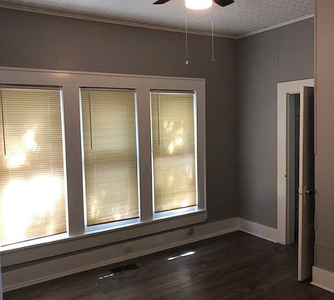 3rd image of 617 E Hilton St