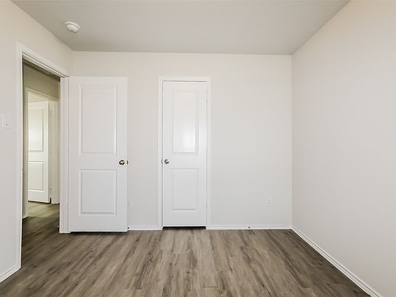 3rd image of 220 Pronghorn Dr #220