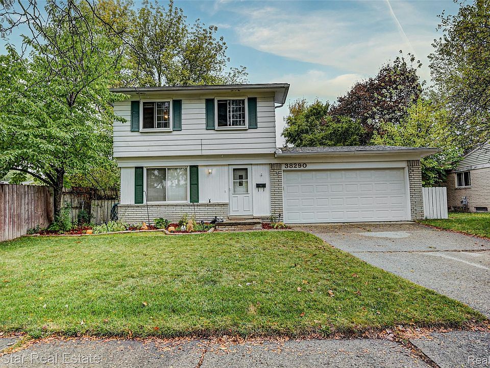 1st image of 38290 Avondale St